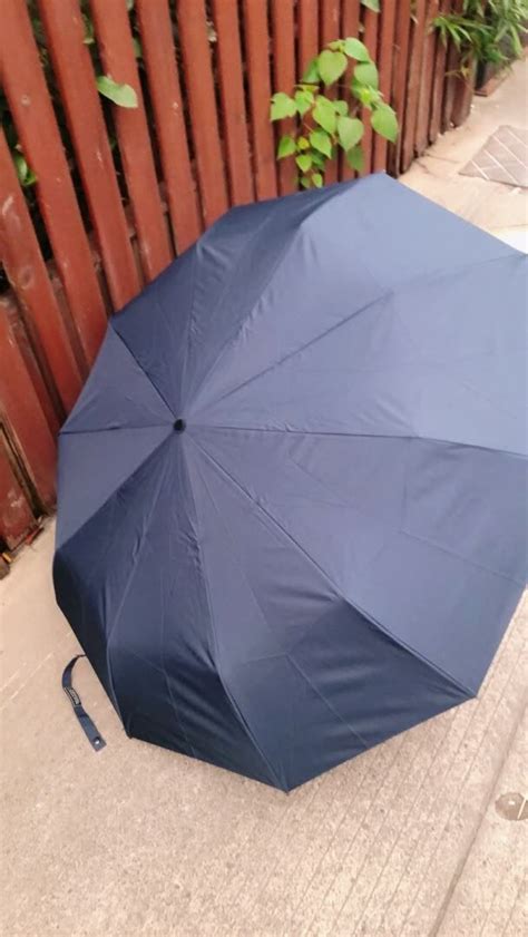 雨伞什么颜色好
